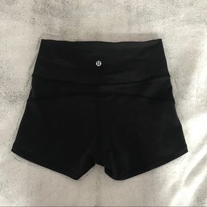 Lululemon booty shirts